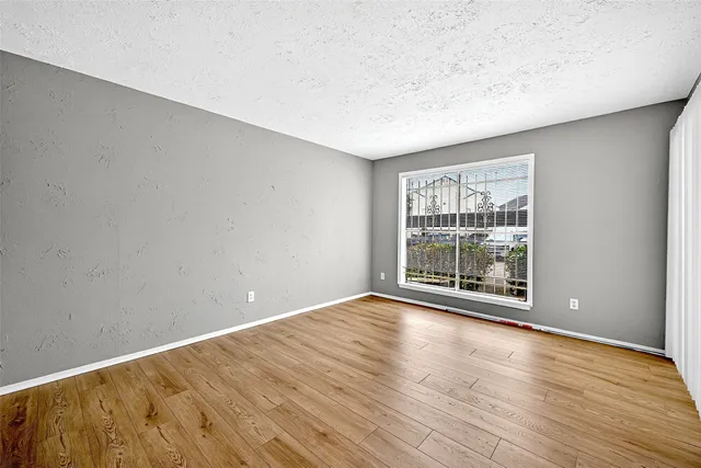 $75,000 | 7313 Gulf Freeway, Unit 814, Houston, TX 77017