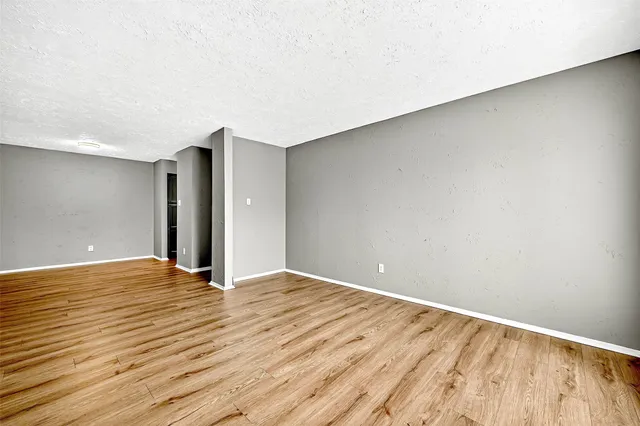 $75,000 | 7313 Gulf Freeway, Unit 814, Houston, TX 77017