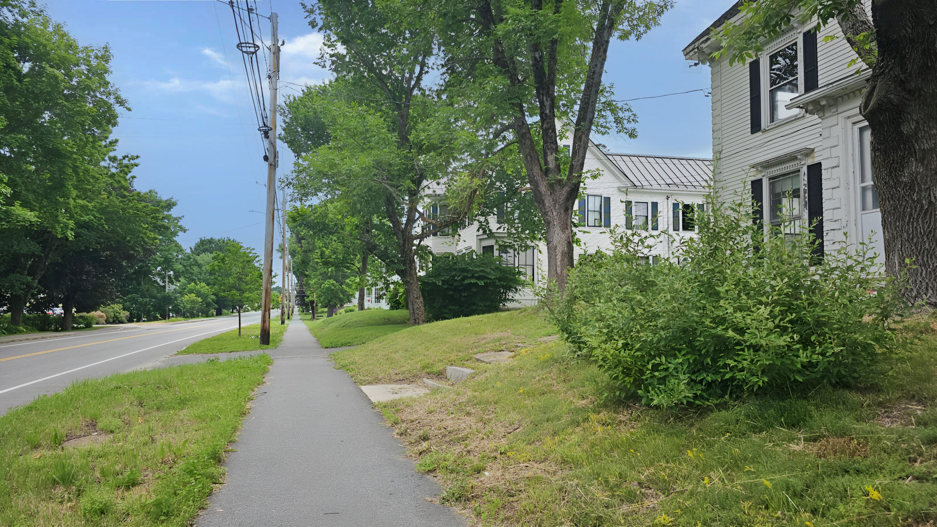 85 Main Street Thomaston, ME 04861 - Photo 8 of 58 20260630_182203