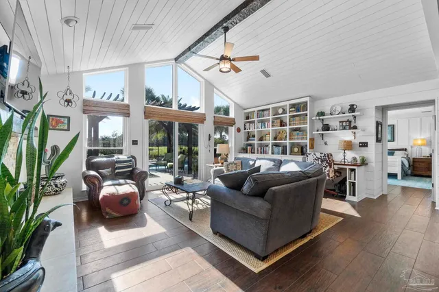 $725,000 | 5505 Navaho Drive, Pensacola, FL 32507