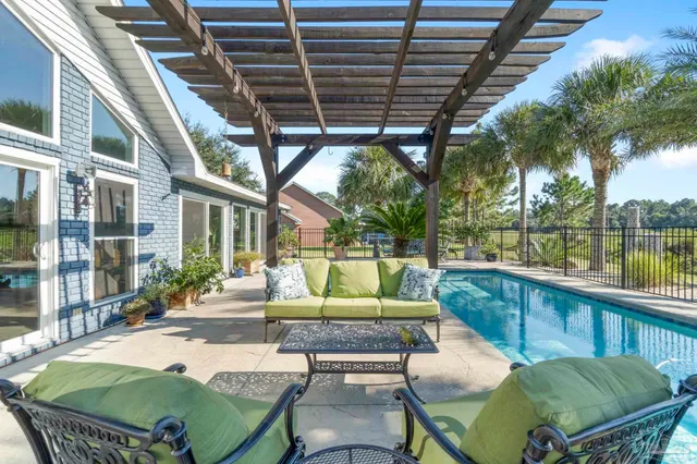 $725,000 | 5505 Navaho Drive, Pensacola, FL 32507