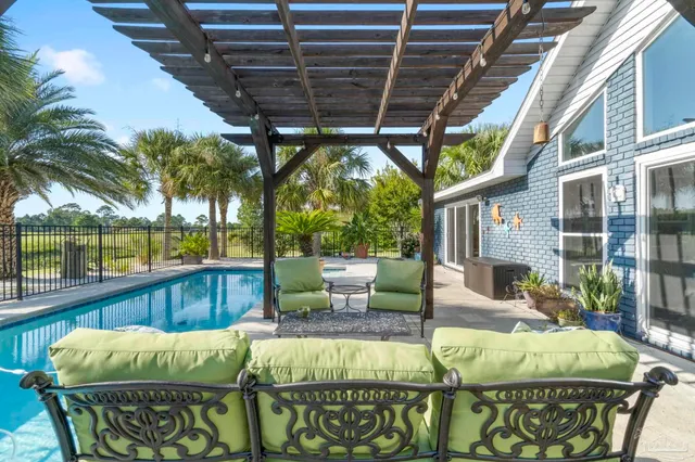 $725,000 | 5505 Navaho Drive, Pensacola, FL 32507
