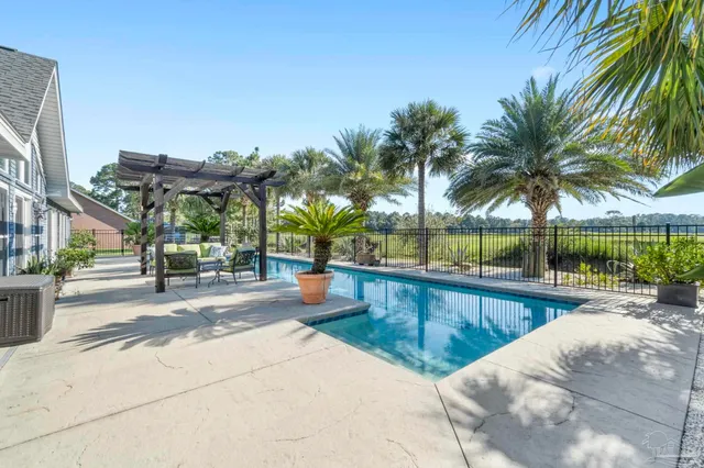 $725,000 | 5505 Navaho Drive, Pensacola, FL 32507