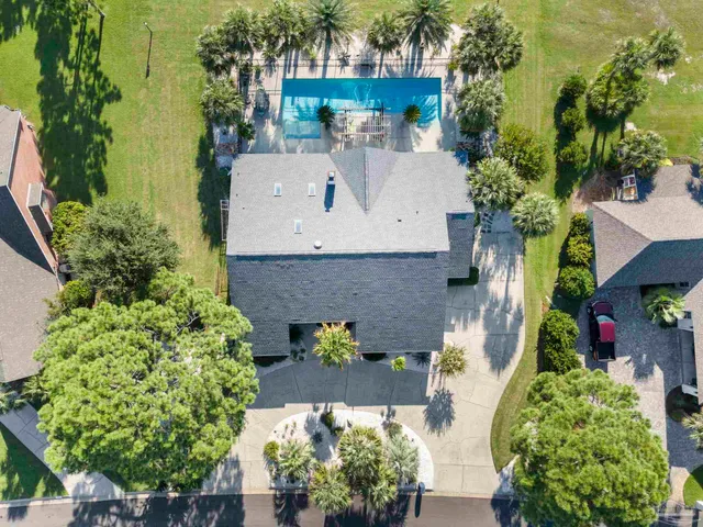 $725,000 | 5505 Navaho Drive, Pensacola, FL 32507