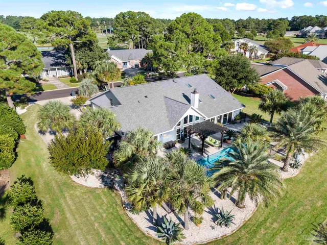 $725,000 | 5505 Navaho Drive, Pensacola, FL 32507