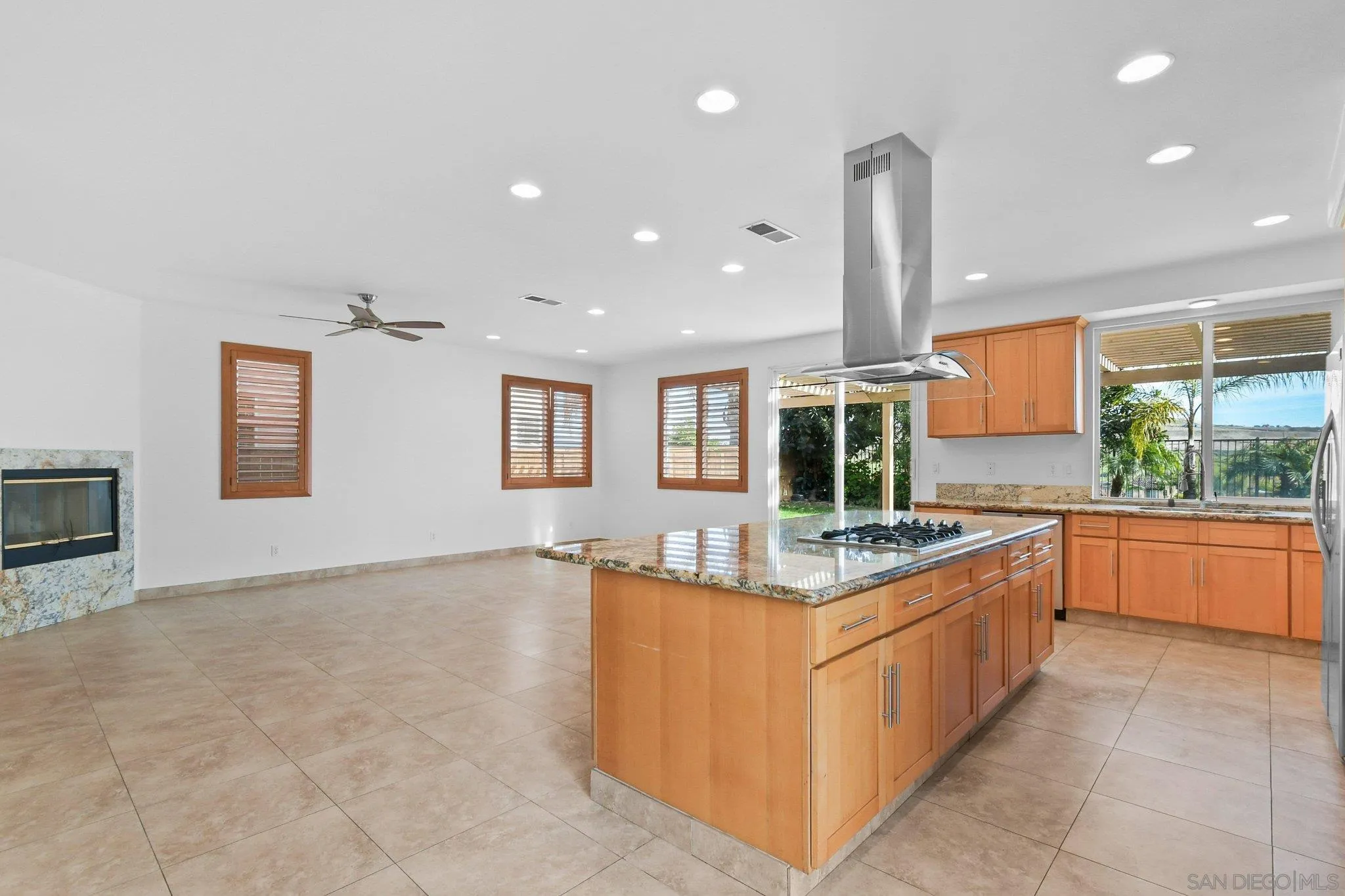 972 Merced River Road Chula Vista, CA 91913 - Photo 12 of 44