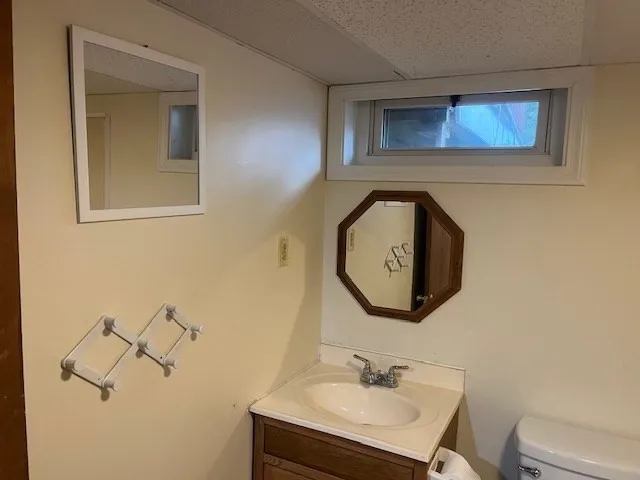 $2,100 | 55 Pine Tree Lane, Unit B, Pembroke, MA 02359