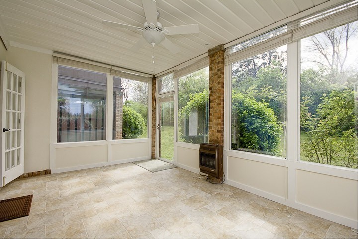 4505 Harding Pike, Unit 106 Nashville, TN 37205 - Photo 5 of 22 a view of an empty room with a window
