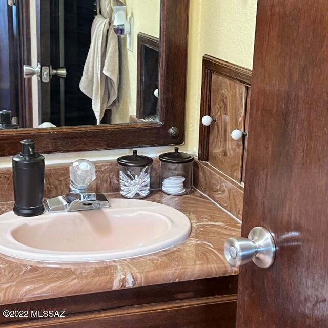 116 West Corona Road Tucson, AZ 85756 - Photo 13 of 25 Gallery Image 13
