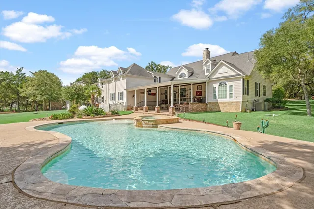 $1,170,000 | 1016 High Hill Creek Road, La Grange, TX 78945