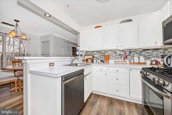 $390,000 | 125 Timberbrook Lane, Unit 102, Gaithersburg, MD 20878