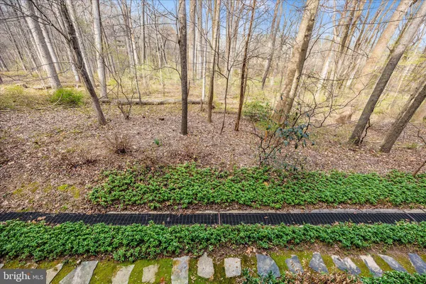 $390,000 | 125 Timberbrook Lane, Unit 102, Gaithersburg, MD 20878