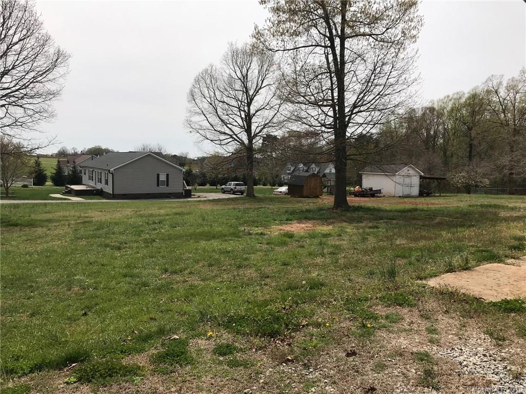 133 Cain Road Stony Point, NC 28678 - Photo 4 of 23 Gallery Image 4