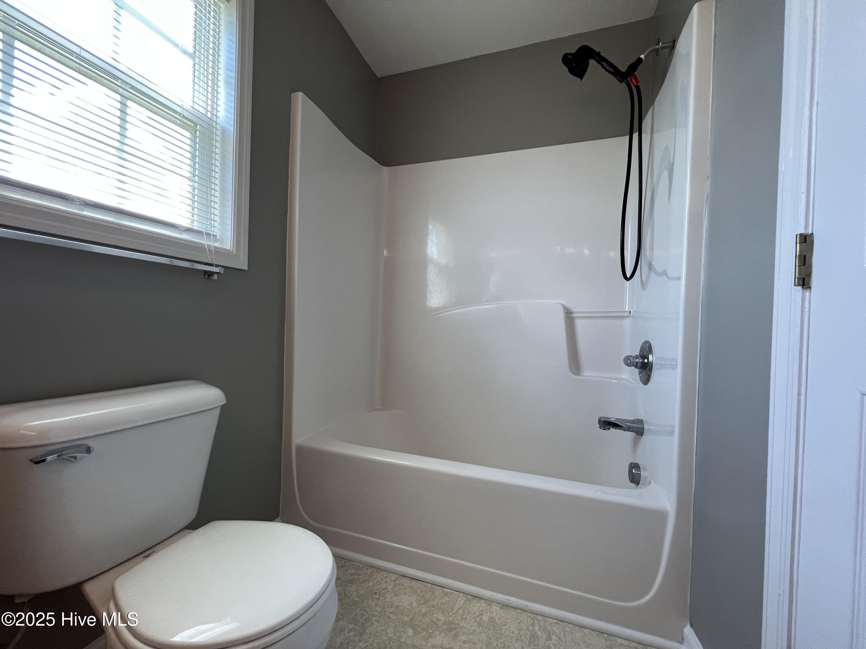 304 Mann Street Hubert, NC 28539 - Photo 22 of 37 original (55)