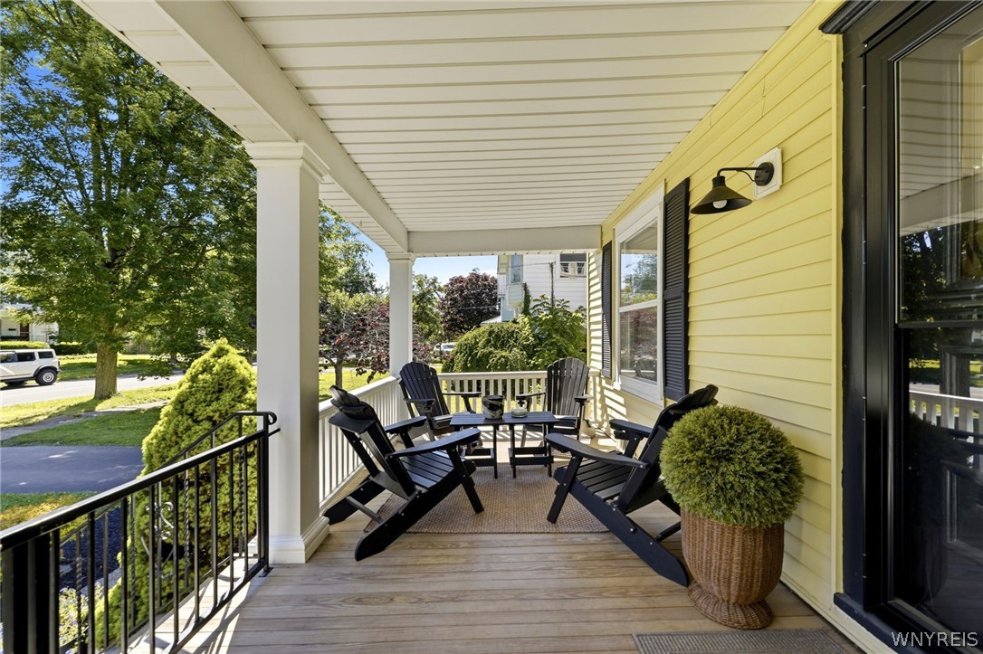 804 West Center Street Ridgeway, NY 14103 - Photo 4 of 41