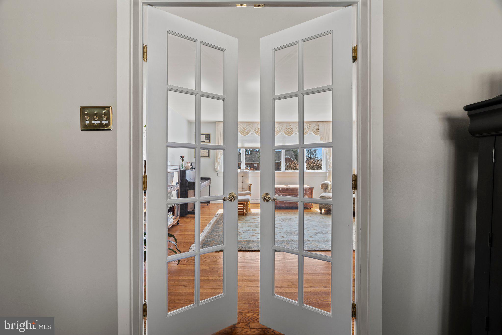 694 Egypt Road Phoenixville, PA 19460 - Photo 6 of 38 a view of a balcony and dining room