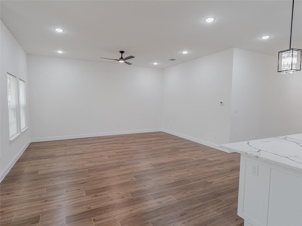 4507 Metropolitan Avenue Dallas, TX 75210 - Photo 24 of 25