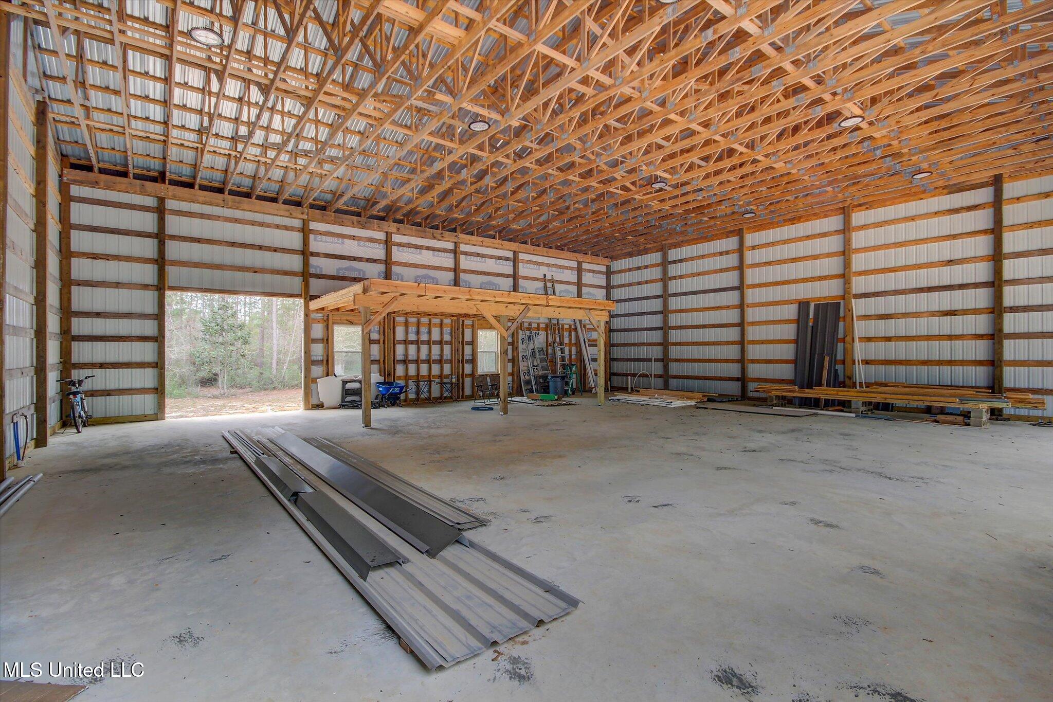 22445 Road 374 Kiln, MS 39556 - Photo 13 of 28 09-Barn