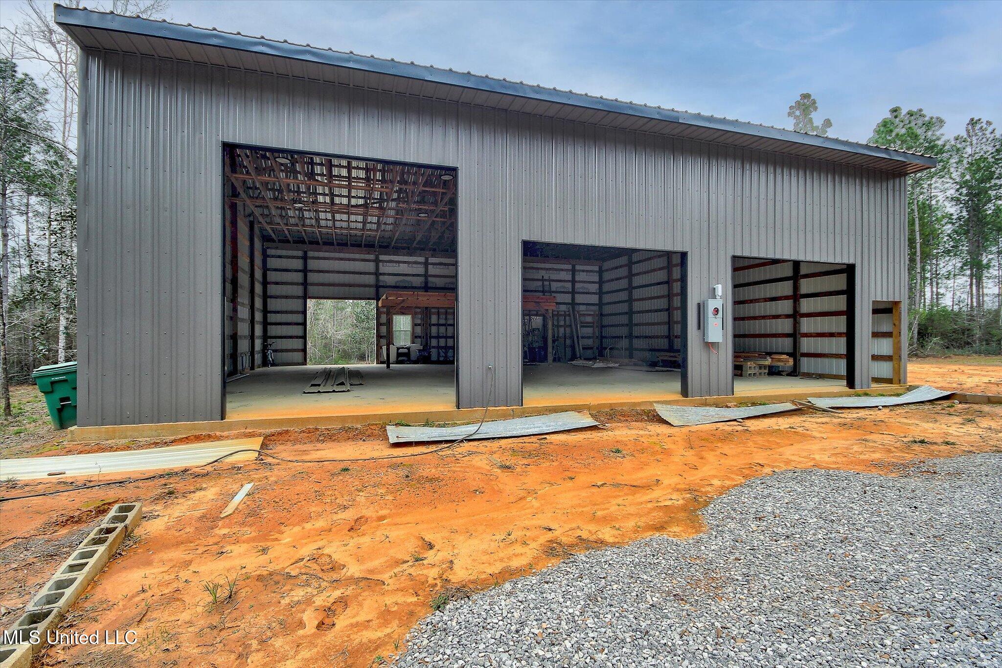 22445 Road 374 Kiln, MS 39556 - Photo 20 of 28 18-Barn