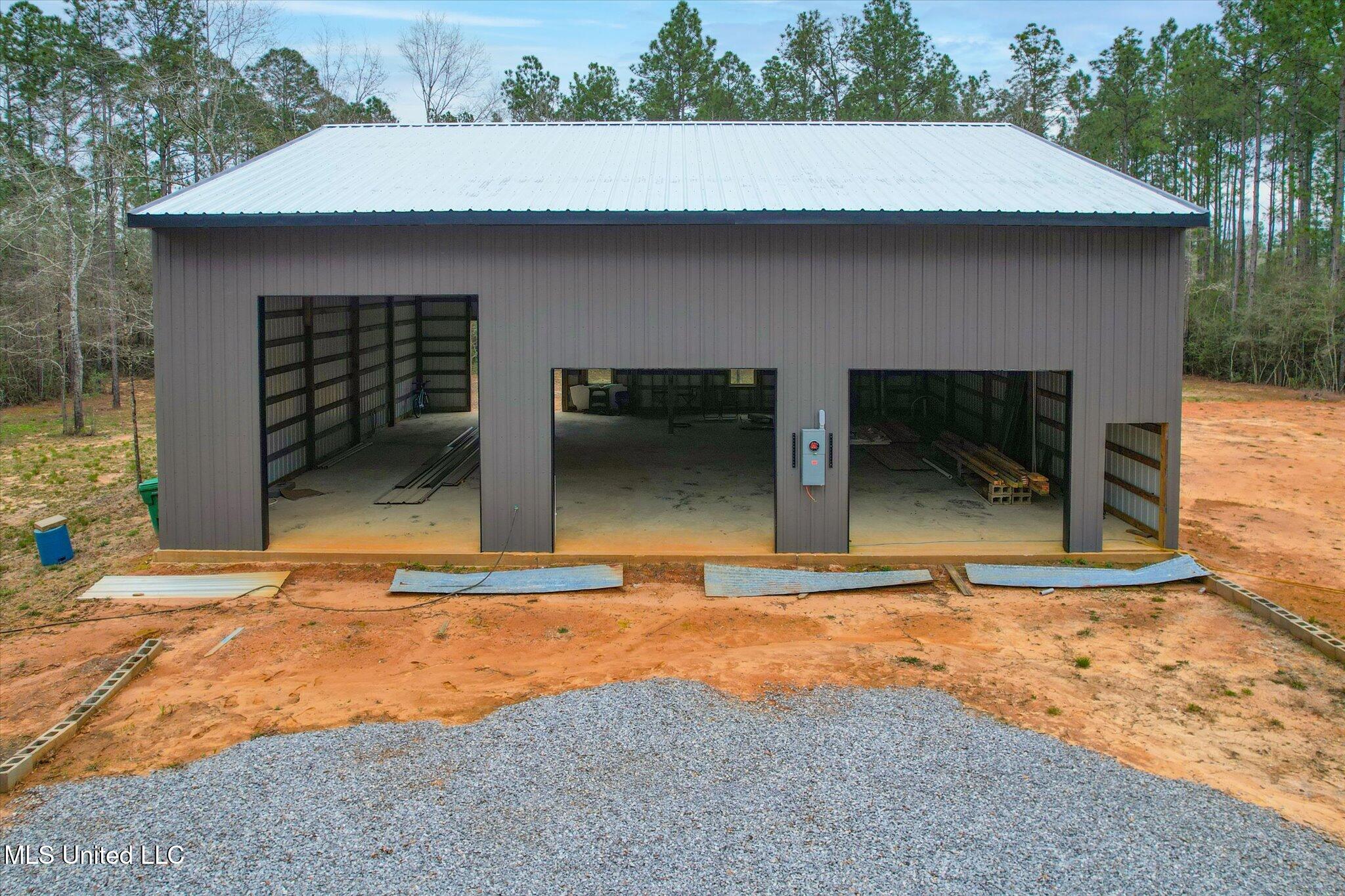 22445 Road 374 Kiln, MS 39556 - Photo 8 of 28 03-Barn