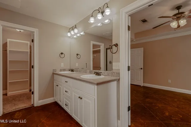 $2,150 | 137 Harvey Circle, Canton, MS 39046