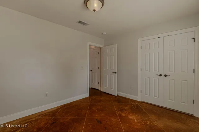 $2,150 | 137 Harvey Circle, Canton, MS 39046