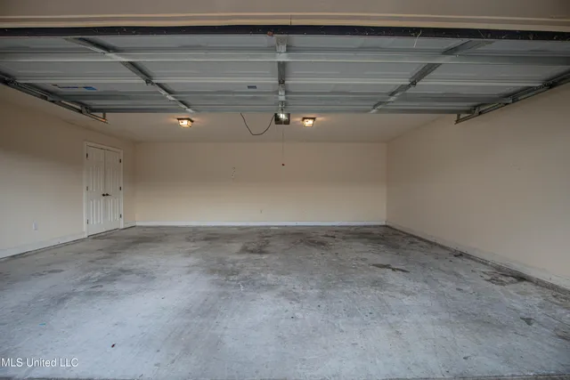 $2,150 | 137 Harvey Circle, Canton, MS 39046