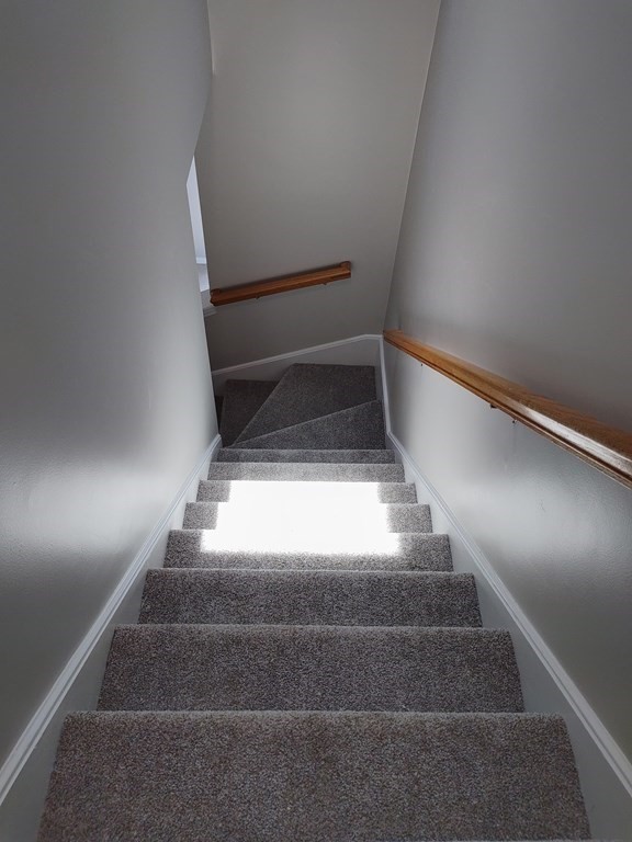 116 Russet Lane, Unit 116 Boxborough, MA 01719 - Photo 11 of 22 a view of entryway