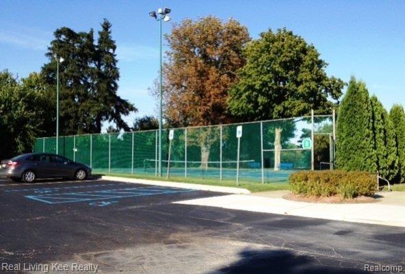 891 Augusta Drive Rochester, MI 48309 - Photo 22 of 22 Tennis courts.jpg