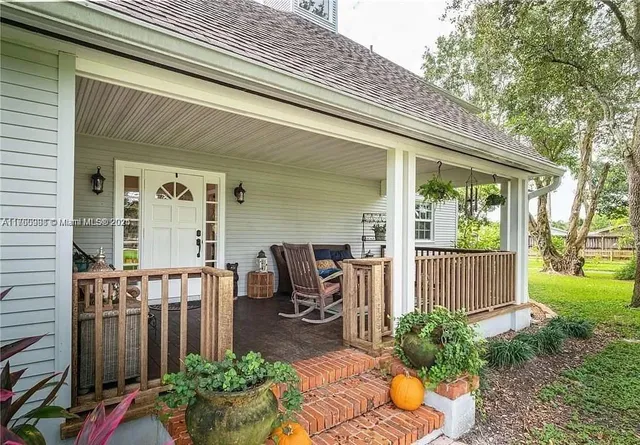 $10,500 | 13500 Southwest 55th Street, Unit A, Southwest Ranches, FL 33330