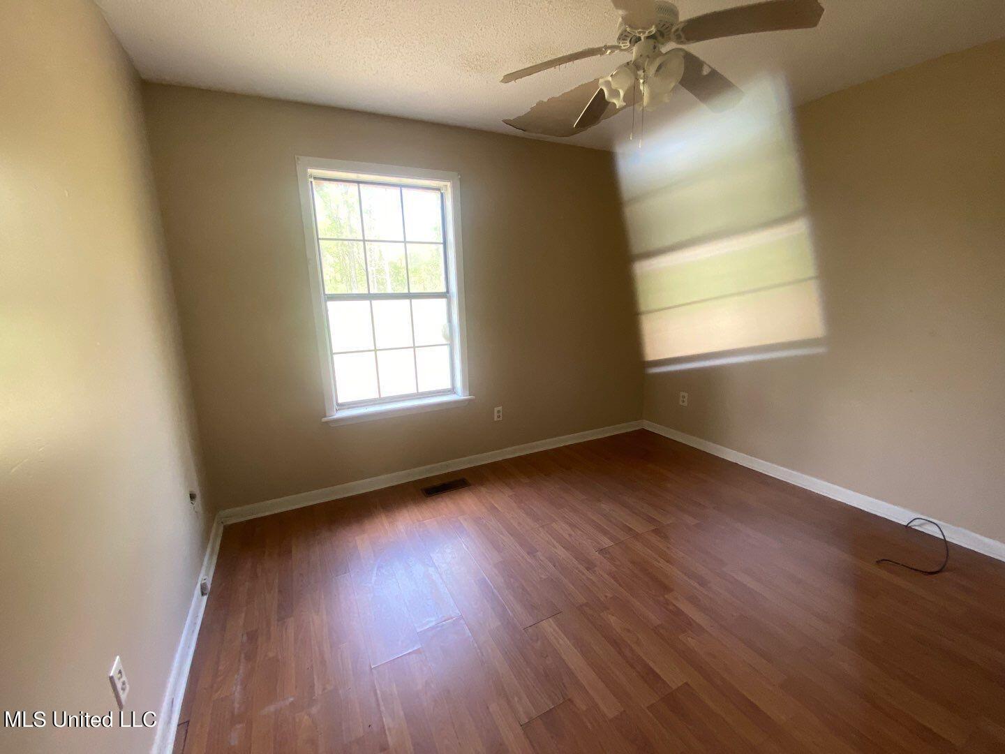6529 Bounds Road Meridian, MS 39307 - Photo 13 of 30 309-Mar 30 2024 02_28pm-bUrQ