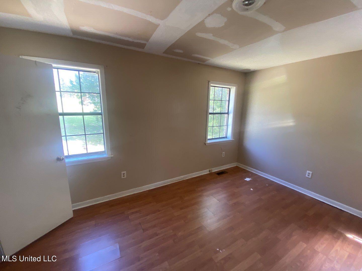 6529 Bounds Road Meridian, MS 39307 - Photo 16 of 30 342-Mar 30 2024 02_29pm-fs4c