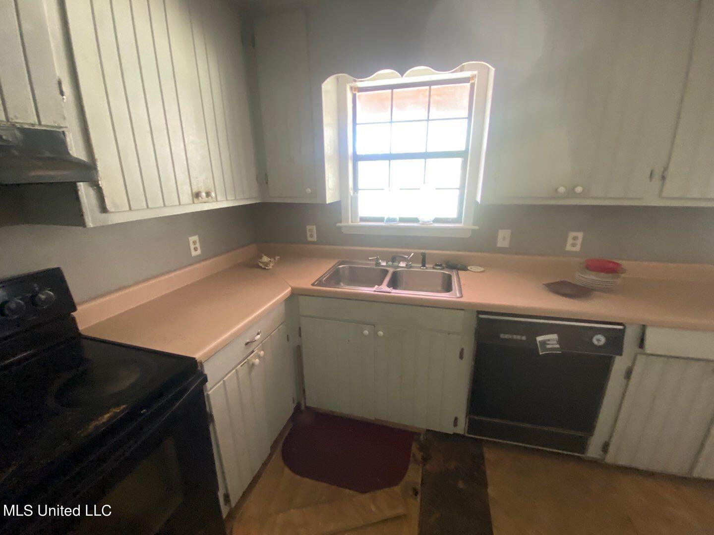 6529 Bounds Road Meridian, MS 39307 - Photo 2 of 30 228-Mar 30 2024 02_22pm-B412