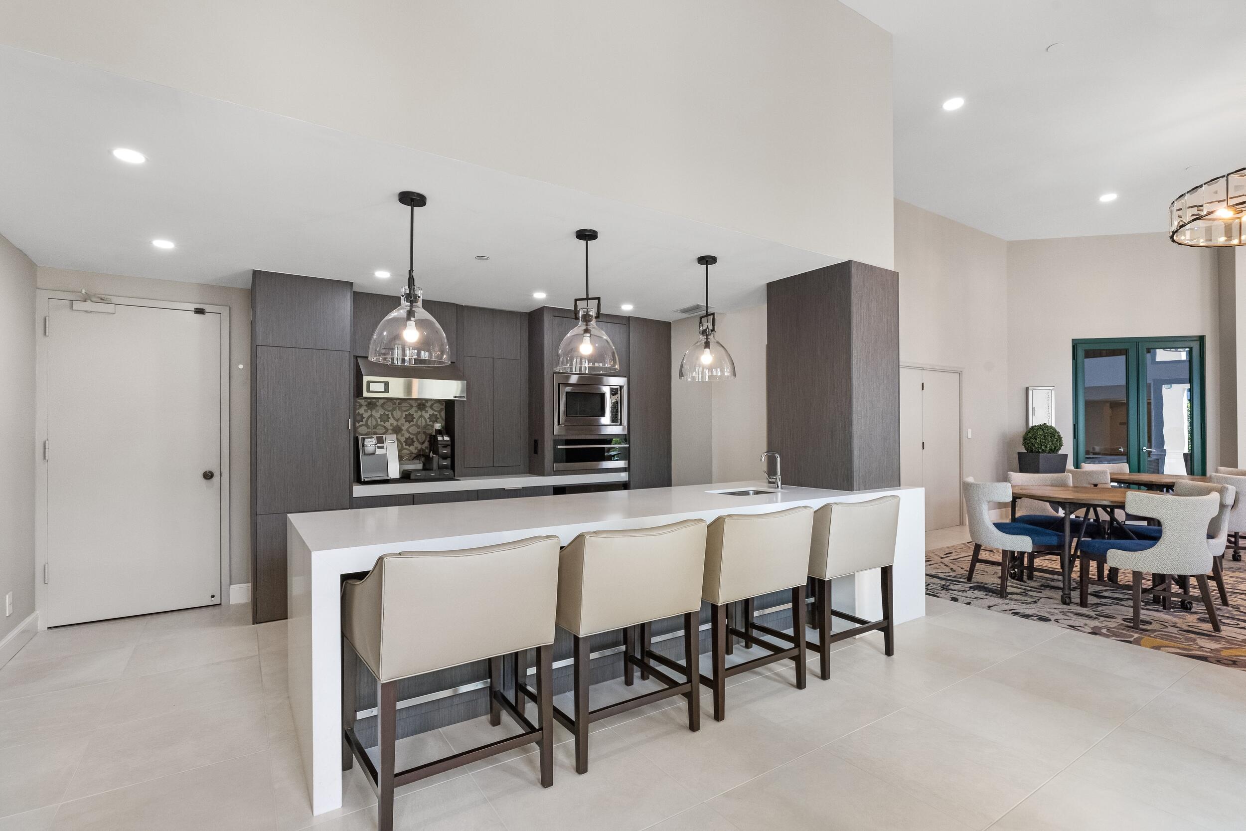 100 Southeast 5th Avenue, Unit 207 Boca Raton, FL 33432 - Photo 35 of 46 Community Room