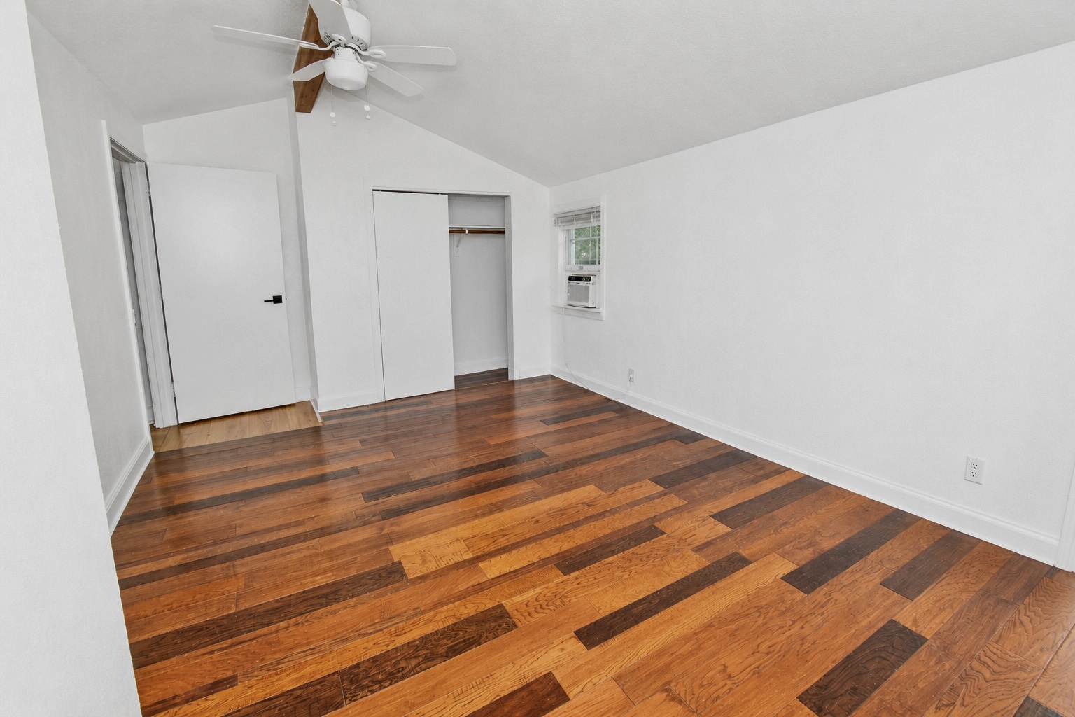 6027 Bluebell Circle Austin, TX 78741 - Photo 19 of 29