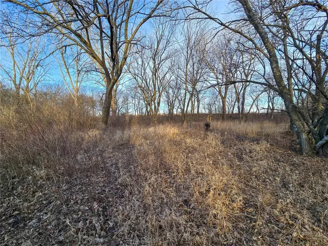 $599,500 | 13013 Bradford Road, Harveyville, KS 66431