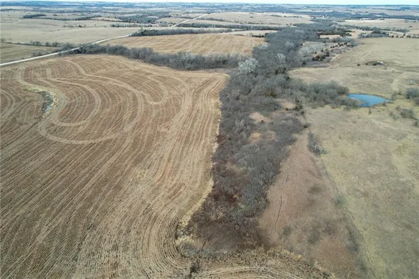 $563,530 | 13013 Bradford Road, Harveyville, KS 66431