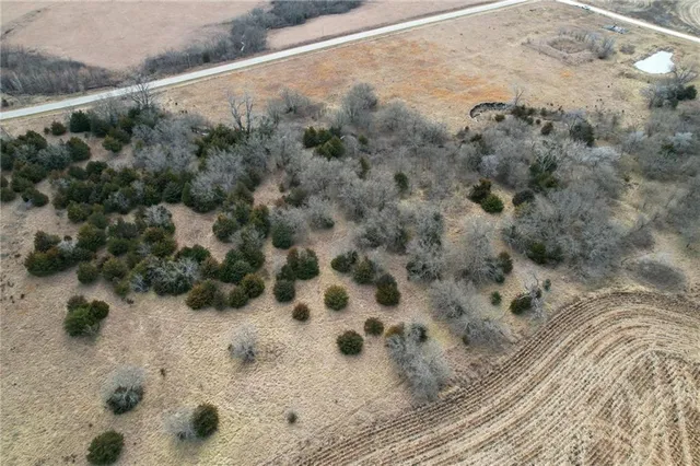 $599,500 | 13013 Bradford Road, Harveyville, KS 66431