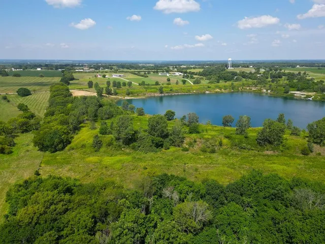 $750,000 | 6 Block Road, Paola, KS 66071