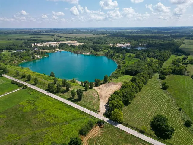 $750,000 | 6 Block Road, Paola, KS 66071