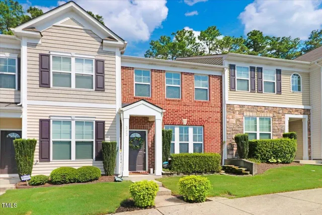 $295,000 | 100 Stratford Lakes Drive, Unit 322 322, Durham, NC 27713
