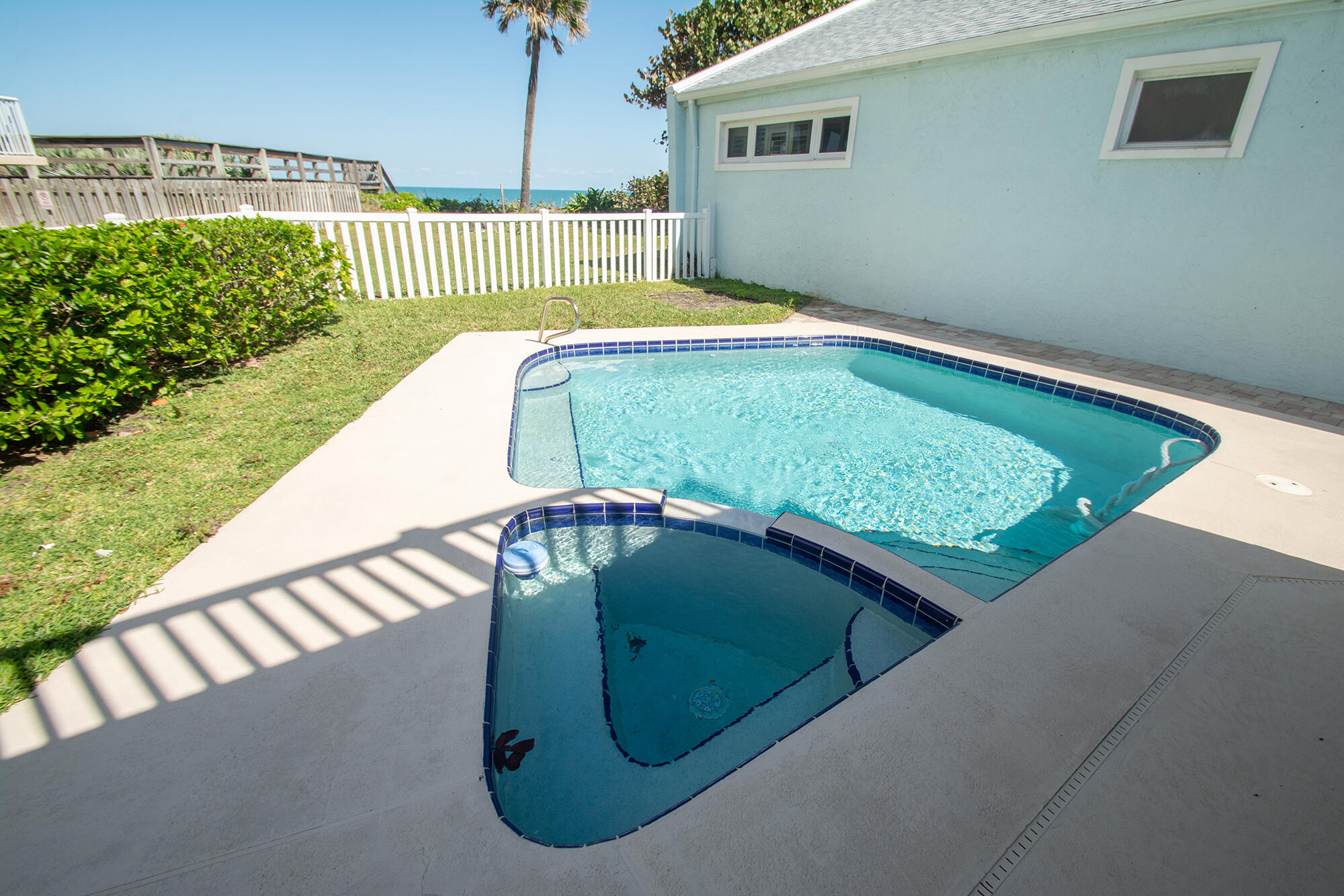 959 N Highway Indialantic, FL 32903 - Photo 28 of 70 959 A1A Exterior-9495