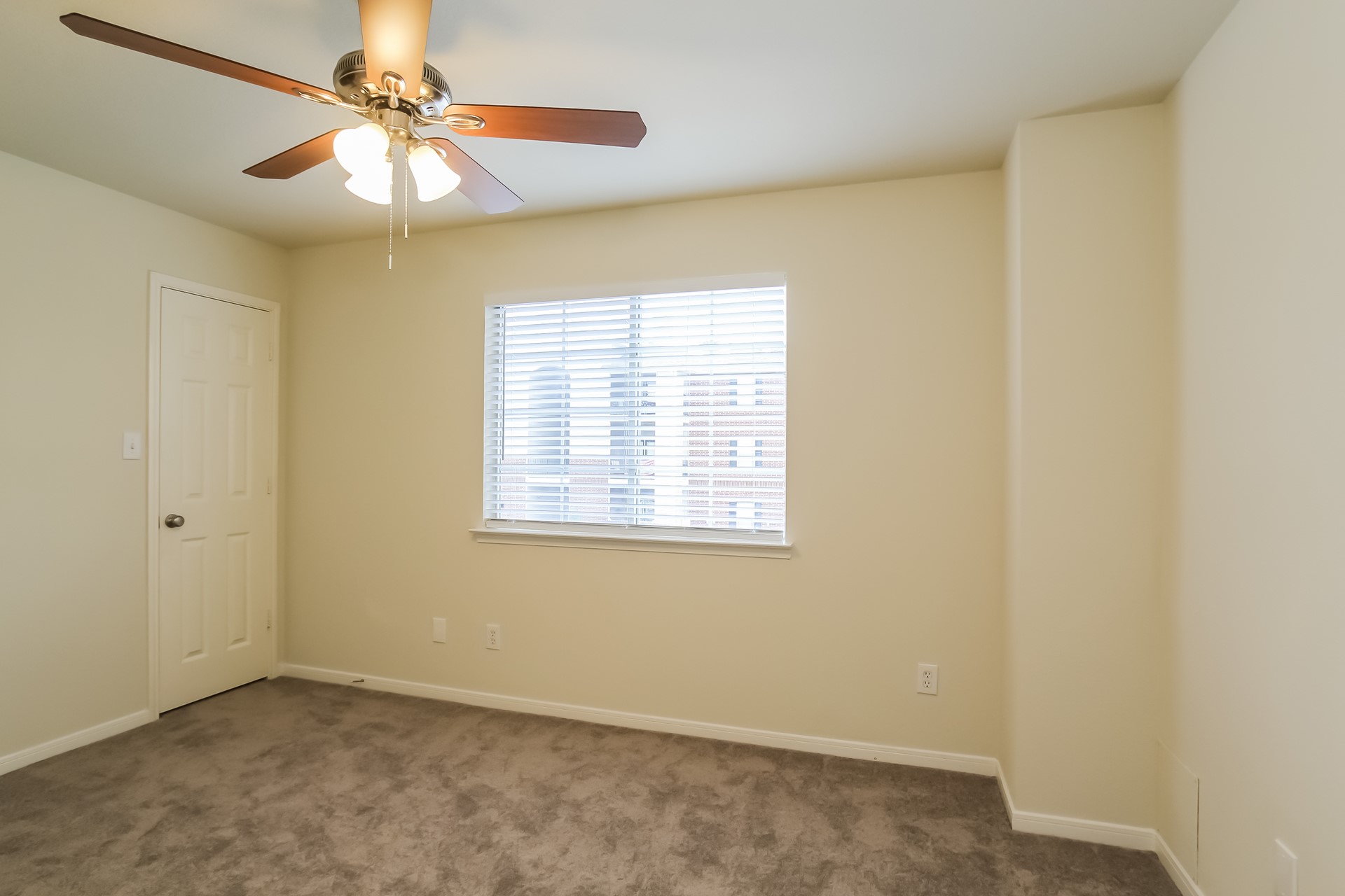 519 Holly Crest Drive Spring, TX 77386 - Photo 15 of 17