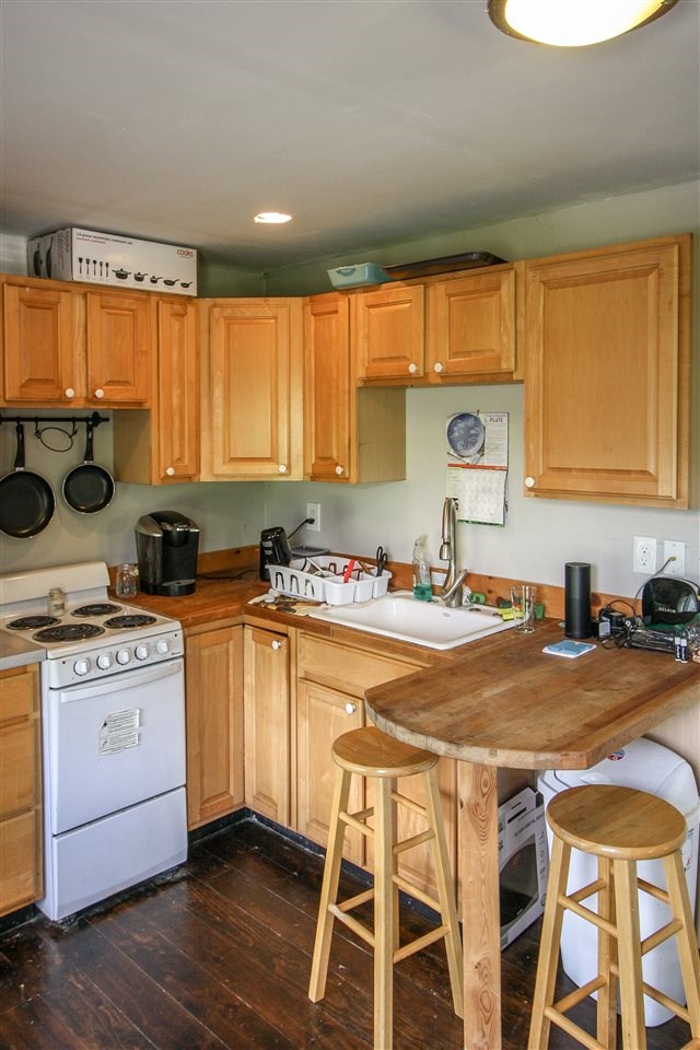 402 Mill Road Hartford, VT 05001 - Photo 19 of 25 Gallery Image 19