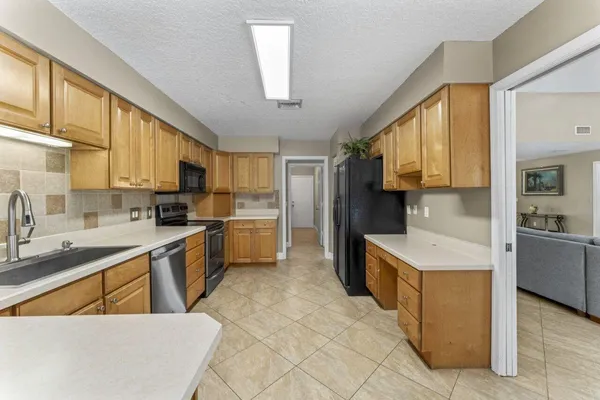 $4,200 | 13679 Callington Drive, Wellington, FL 33414