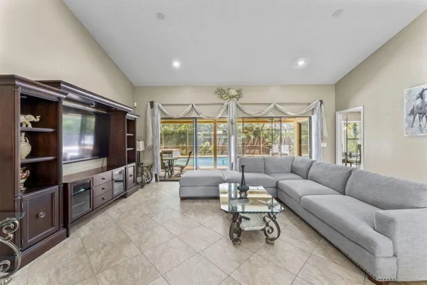 $4,200 | 13679 Callington Drive, Wellington, FL 33414