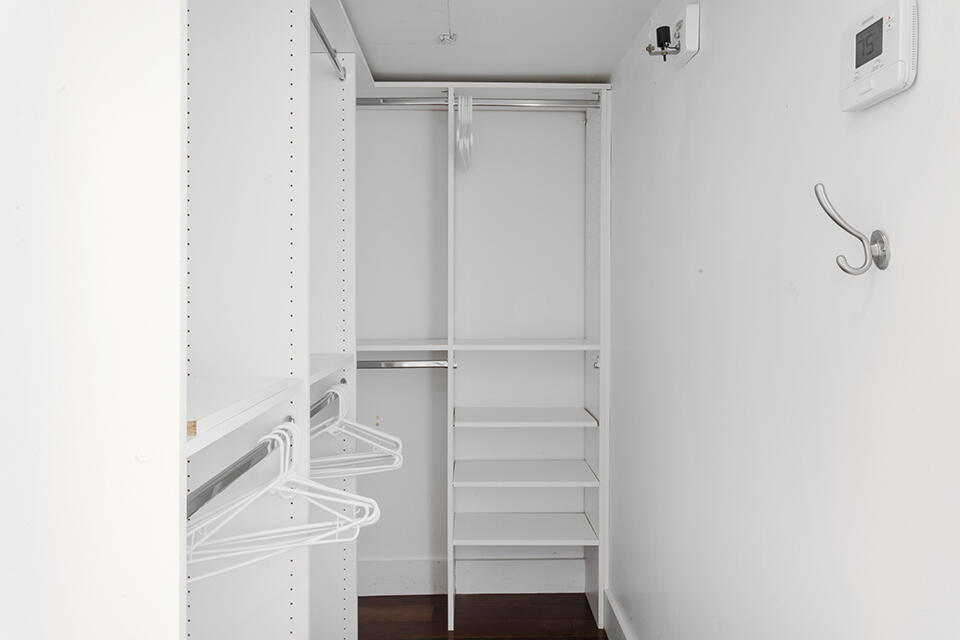 2851 South Ocean Boulevard, Unit 6C Boca Raton, FL 33432 - Photo 19 of 43 Primary Closet