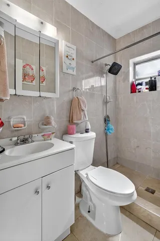 $509,000 | 3581 West 2nd Avenue, Hialeah, FL 33012