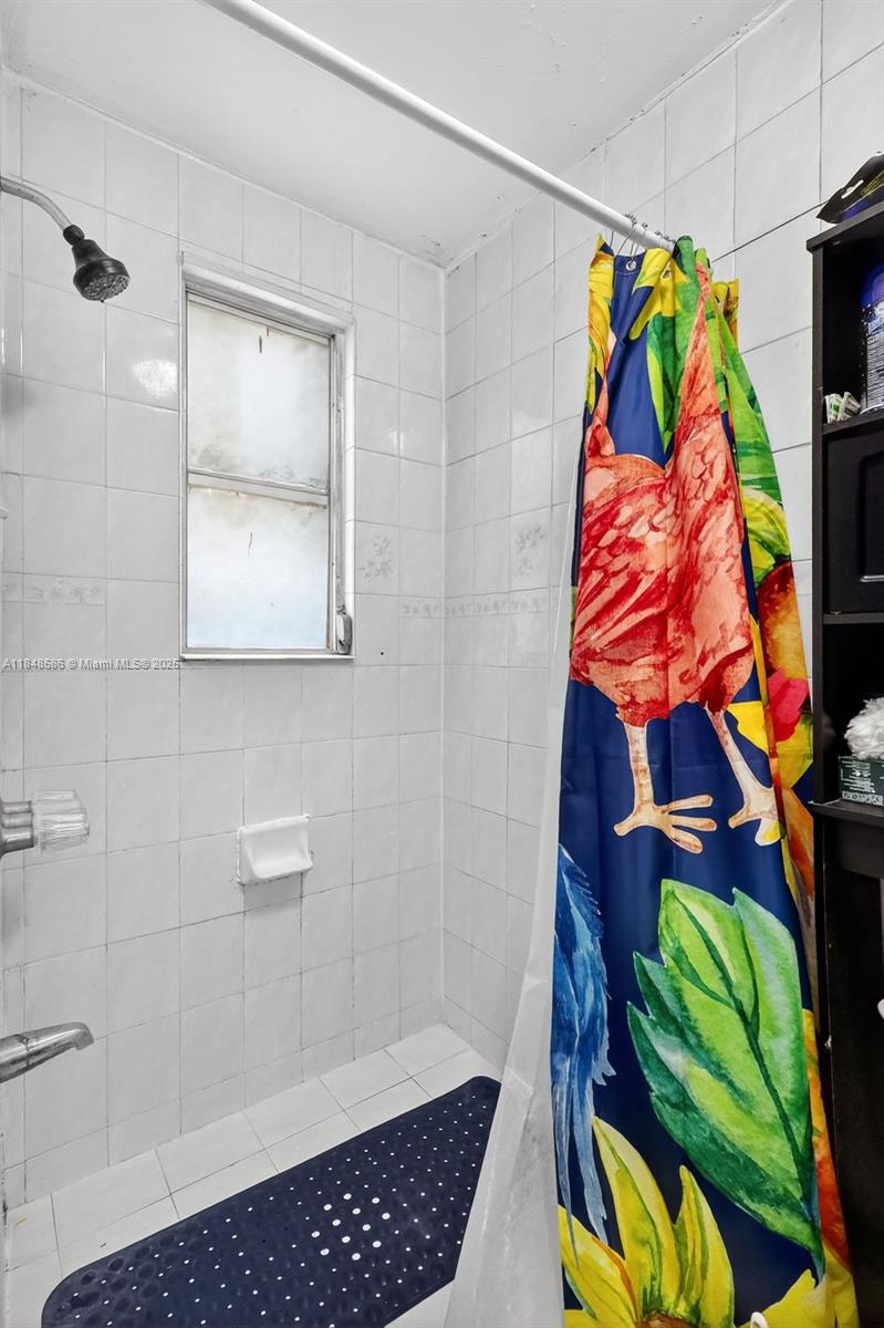 3581 West 2nd Avenue Hialeah, FL 33012 - Photo 21 of 32