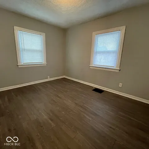 $750 | 1910 Southeastern Avenue, Indianapolis, IN 46201